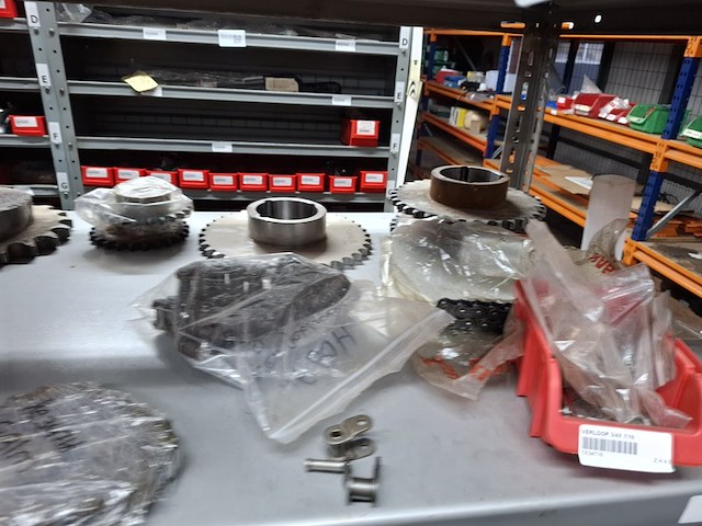 Partij ketting en kettingwielen - afbeelding 6 van  11