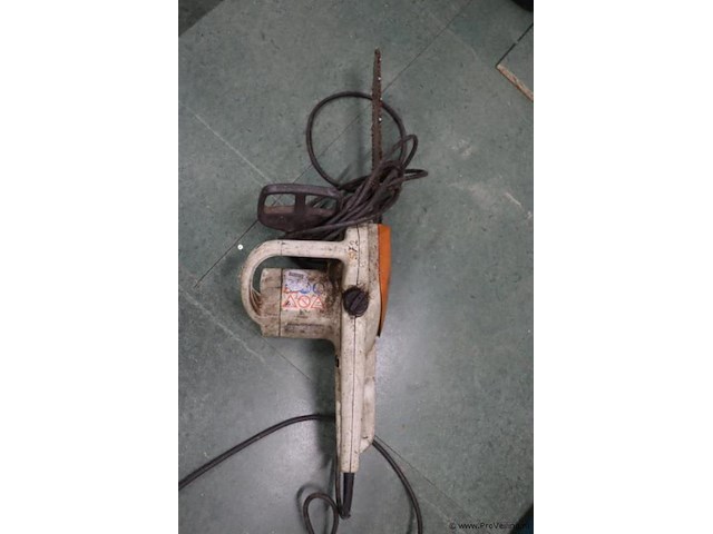 Partij kettingzagen, diverse merken o.a. dewalt type dw391, bosch type ake 30 s & stihl type e 160 - afbeelding 10 van  11