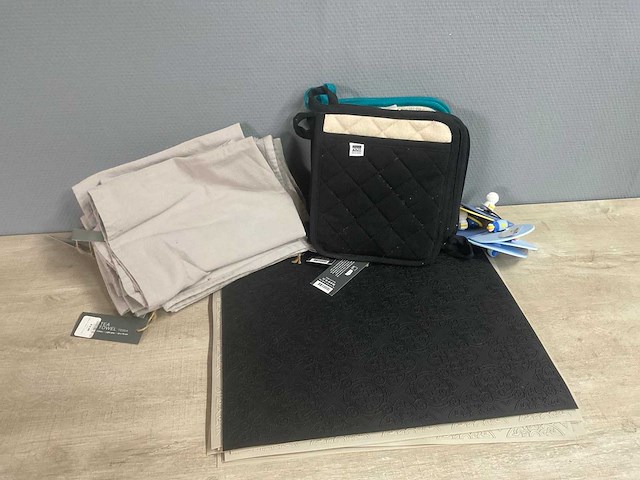 Partij keuken accessoires - afbeelding 1 van  3