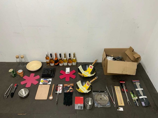 Partij keuken benodigdheden - afbeelding 1 van  10