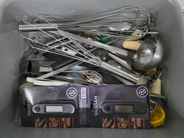 Partij keuken benodigdheden - afbeelding 2 van  2