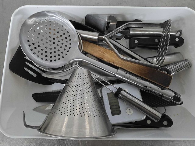 Partij keuken benodigdheden - afbeelding 2 van  2