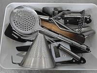 Partij keuken benodigdheden - afbeelding 2 van  2