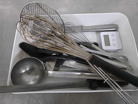 Partij keuken benodigdheden - afbeelding 2 van  2