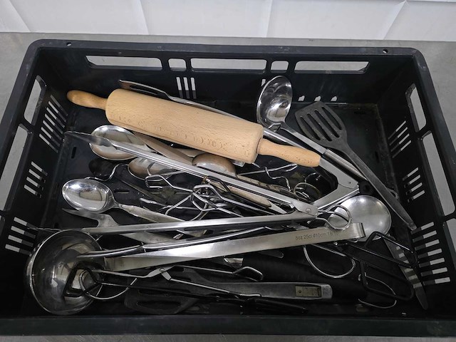 Partij keuken benodigdheden - afbeelding 1 van  2