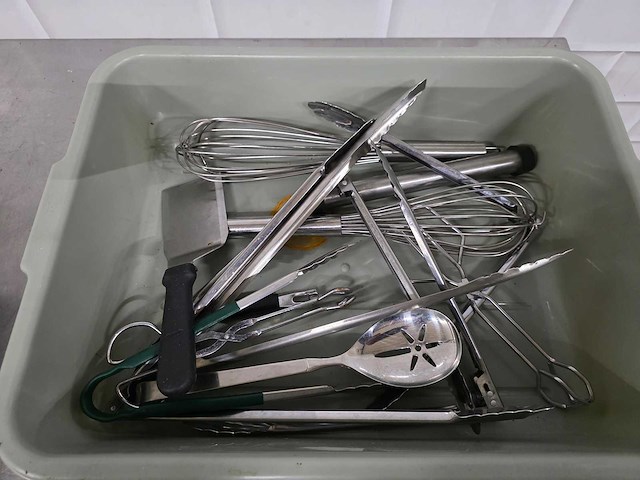 Partij keuken benodigdheden - afbeelding 1 van  2