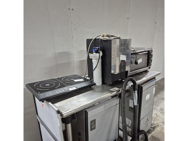 Partij keuken en huishoudelijke apparaten, o.a. fortune, tennant, donna, o.a. dic3400, v5, gti-33 - afbeelding 12 van  23