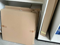 Partij keuken en lockerkast onderdelen met kasten - afbeelding 12 van  12
