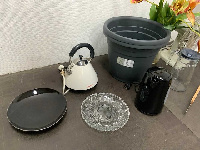 Partij keuken en woon artikelen - afbeelding 2 van  10