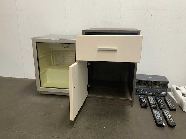 Partij keuken en woonaccessoires - afbeelding 21 van  24