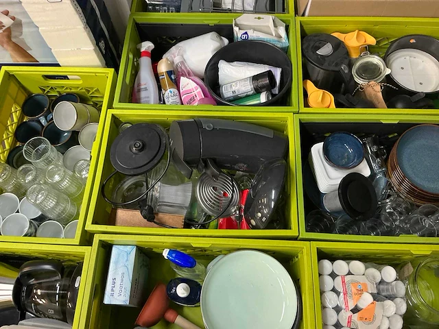 Partij keuken / kantine servies en benodigdheden - afbeelding 4 van  13