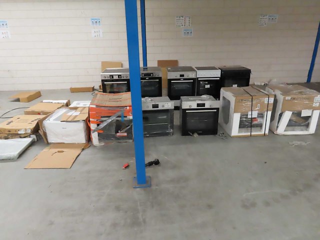 Partij keukenapparatuur, circa 15 items - afbeelding 1 van  14