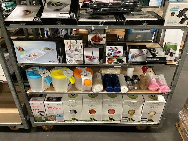 Partij keukenbenodigdheden en kinderspeelgoed - afbeelding 5 van  11