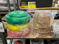 Partij keukenbenodigdheden en kinderspeelgoed - afbeelding 6 van  11