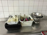 Partij keukenbenodigdheden