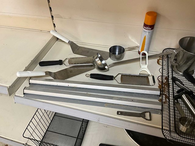 Partij keukenbenodigdheden - afbeelding 5 van  7