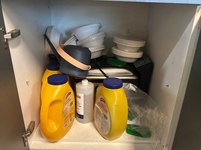 Partij keukenbenodigdheden - afbeelding 2 van  16