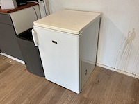 Partij keukenbenodigdheden - afbeelding 1 van  16