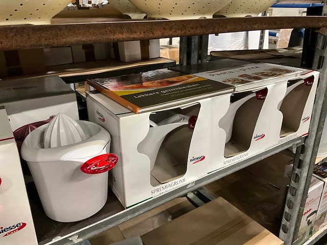 Partij keukenbenodigdheden - afbeelding 12 van  12