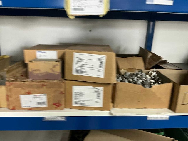 Partij keukenbeslag - afbeelding 29 van  30