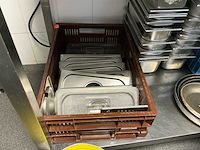 Partij keukengerei (oven, werkbank met kookplaat en overige) (faillissement) - afbeelding 3 van  8
