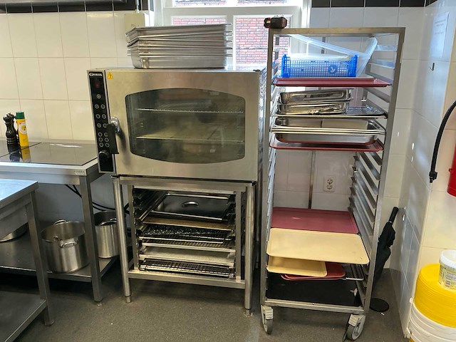 Partij keukengerei (oven, werkbank met kookplaat en overige) (faillissement) - afbeelding 5 van  8