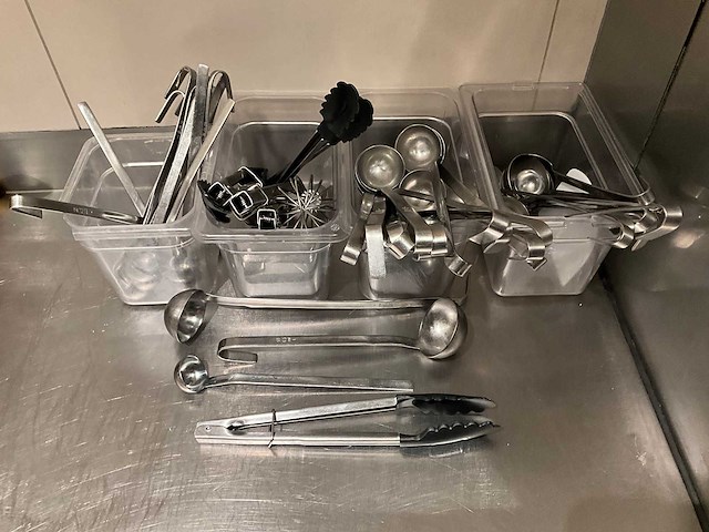 Partij keukengerei - afbeelding 1 van  2