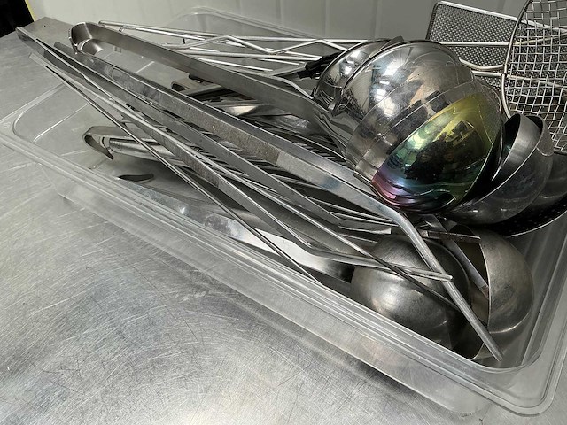 Partij keukengerei - afbeelding 2 van  2