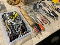 Partij keukengerei - afbeelding 1 van  4