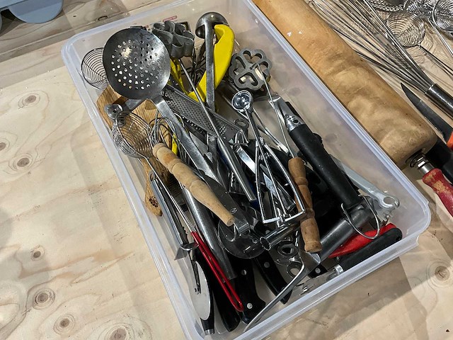 Partij keukengerei - afbeelding 2 van  4