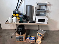 Partij keuken/pantry benodigdheden - afbeelding 1 van  9
