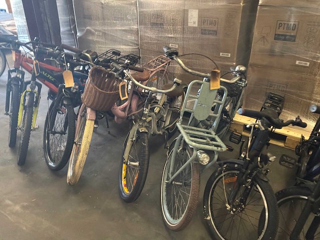 Partij kinderfietsen (22x) - afbeelding 7 van  34