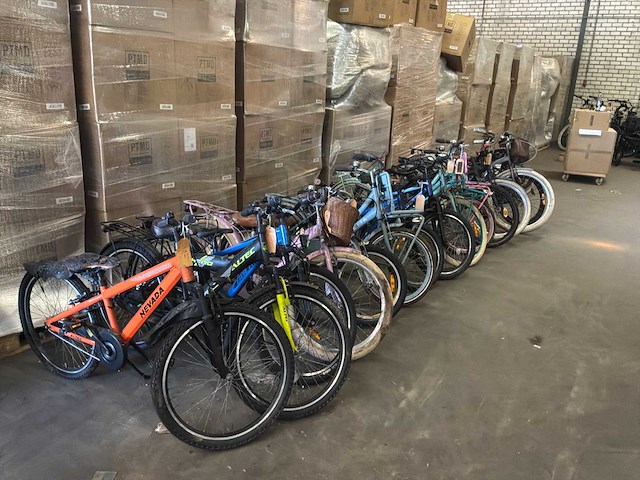 Partij kinderfietsen (22x) - afbeelding 10 van  34