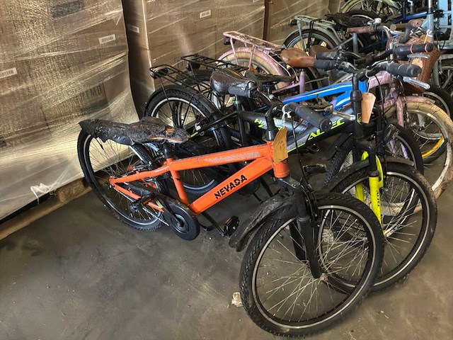 Partij kinderfietsen (22x) - afbeelding 11 van  34