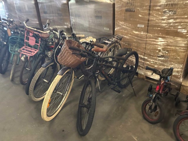 Partij kinderfietsen (22x) - afbeelding 32 van  34