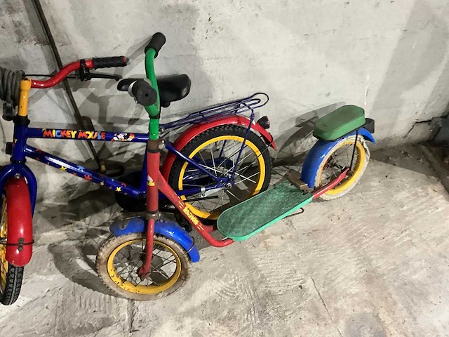 Partij kinderfietsen - afbeelding 4 van  10