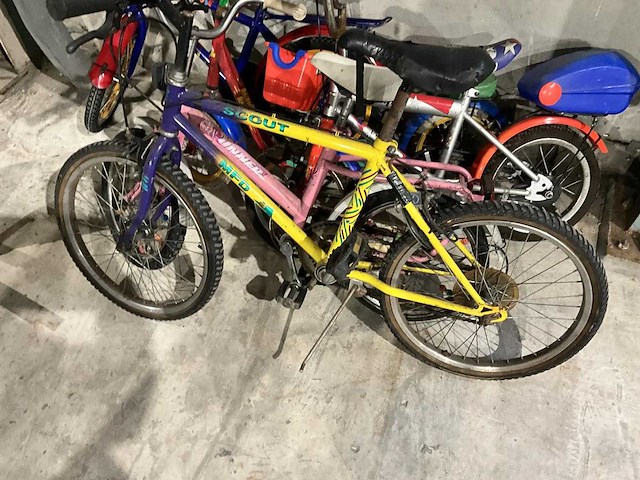 Partij kinderfietsen - afbeelding 8 van  10