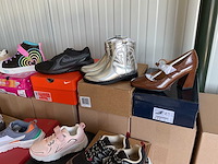 Partij kinderschoenen (22x) - afbeelding 2 van  9
