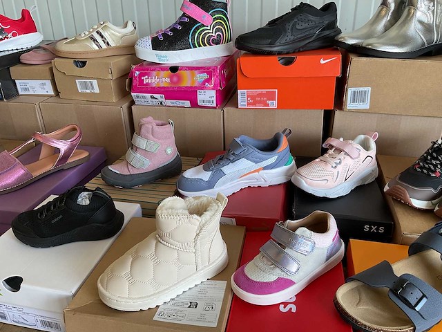 Partij kinderschoenen (22x) - afbeelding 7 van  9