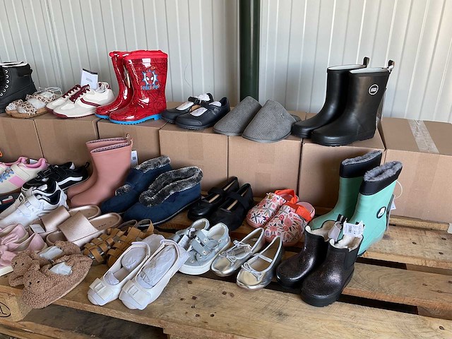 Partij kinderschoenen (38x) - afbeelding 5 van  12