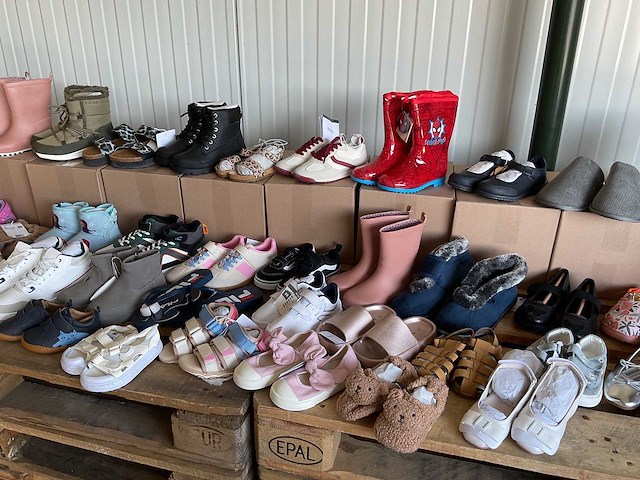 Partij kinderschoenen (38x) - afbeelding 6 van  12