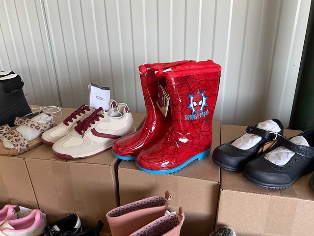 Partij kinderschoenen (38x) - afbeelding 10 van  12