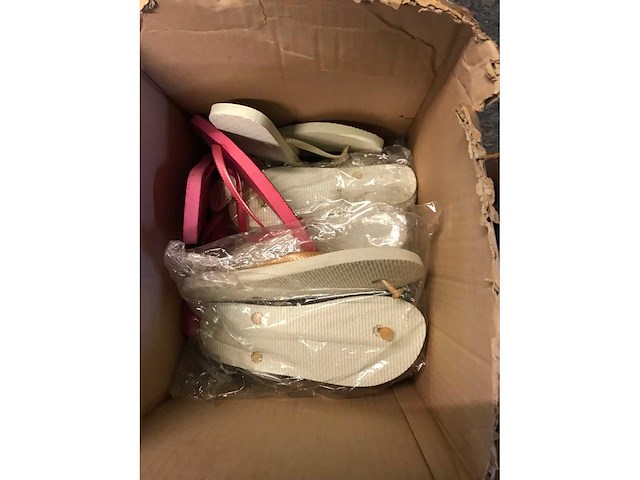 Partij kinderslippers - afbeelding 7 van  8