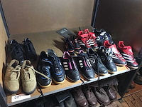 Partij kindersportschoenen - afbeelding 1 van  4