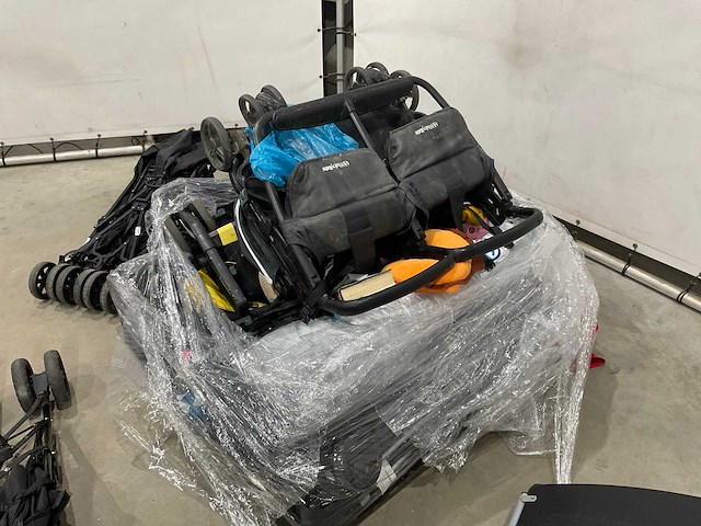 Partij kinderwagens - afbeelding 6 van  6