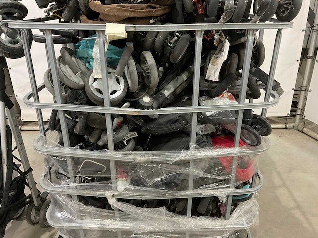 Partij kinderwagens - afbeelding 5 van  6