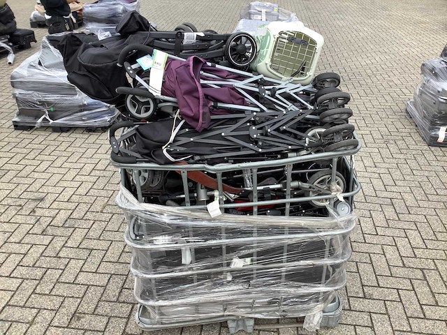 Partij kinderwagens - afbeelding 3 van  4