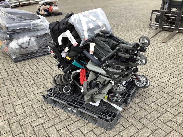Partij kinderwagens - afbeelding 2 van  4