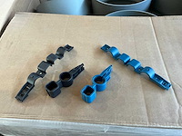 Partij kippenlijn klemmen - afbeelding 1 van  5