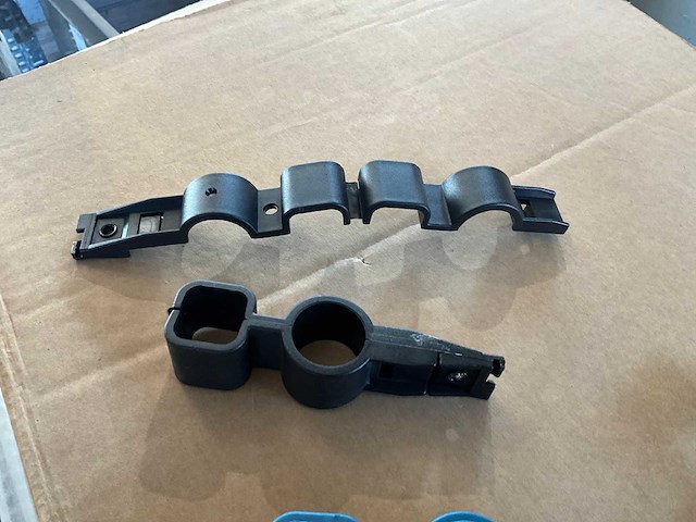 Partij kippenlijn klemmen - afbeelding 3 van  5